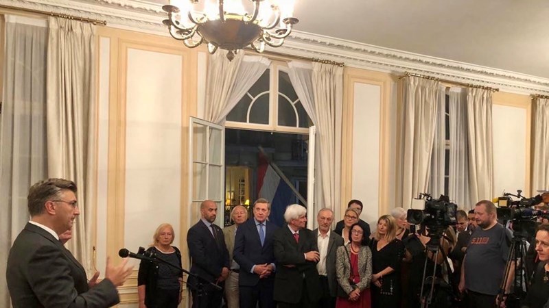 ​S hrvatskim iseljenicima u Parizu: Vaša aktivnost u kulturnom, političkom i gospodarskom životu Francuske je prepoznata